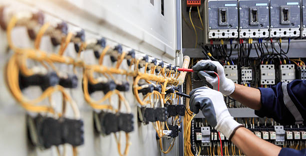 Professional Electrician technician working in Tatum, TX